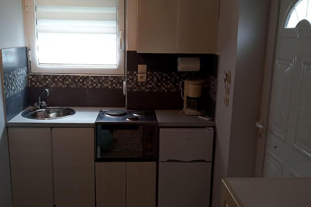 Апартаменты Paris House 4 Патра Экстерьер фото
